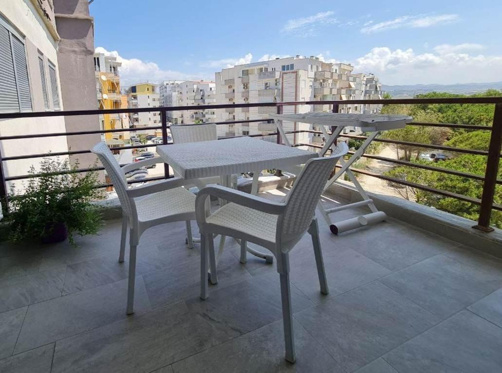 Alvi Apartment Golem  Luaran gambar